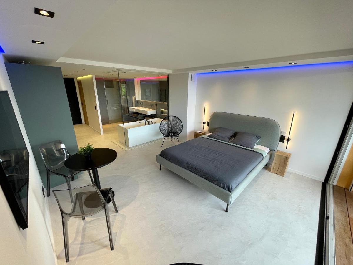 Appartement Neuf Climatise - Vue Mer Saint-Tropez - 50M Plage Et Port - Piscine Гассен Экстерьер фото