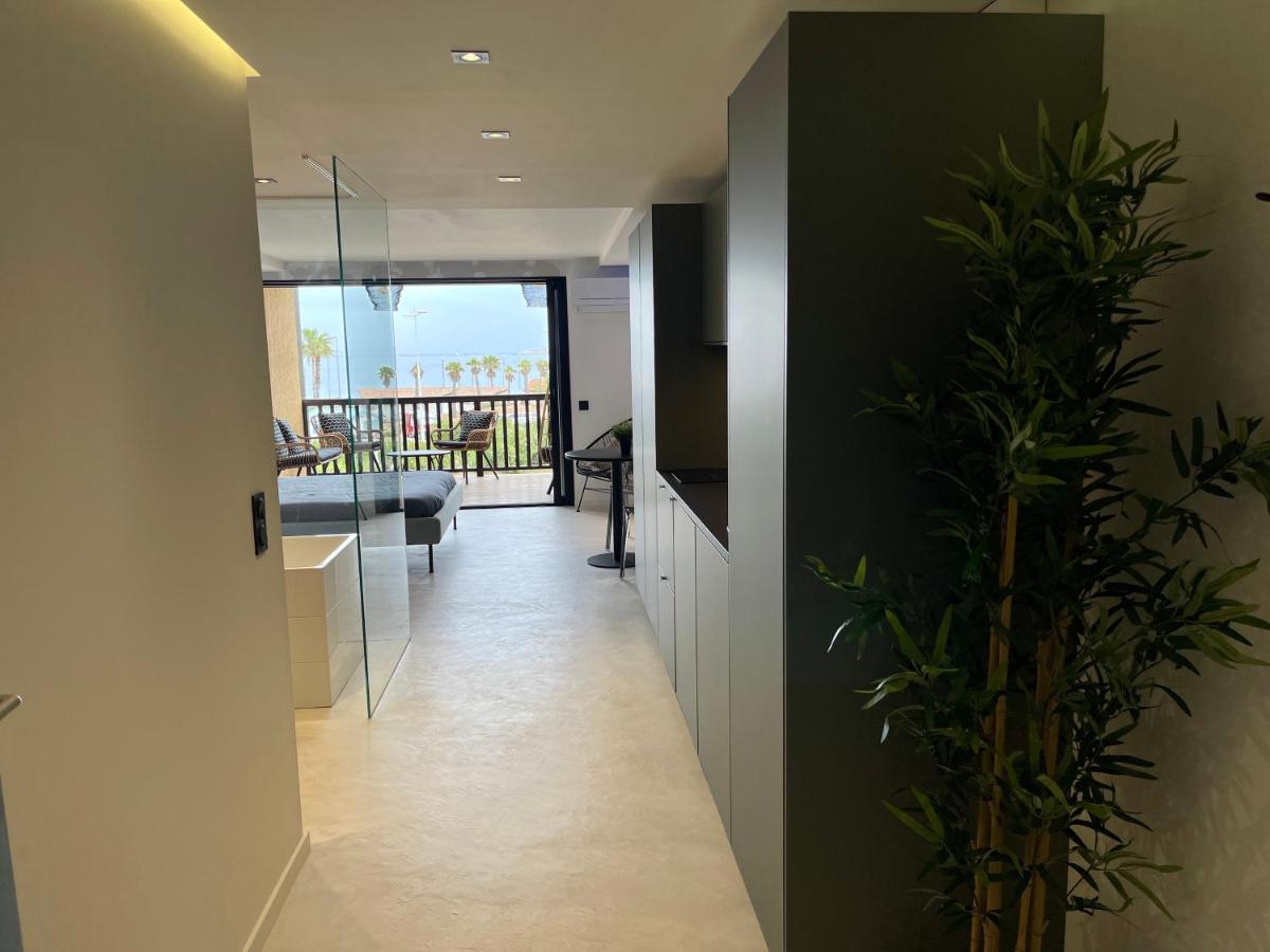 Appartement Neuf Climatise - Vue Mer Saint-Tropez - 50M Plage Et Port - Piscine Гассен Экстерьер фото
