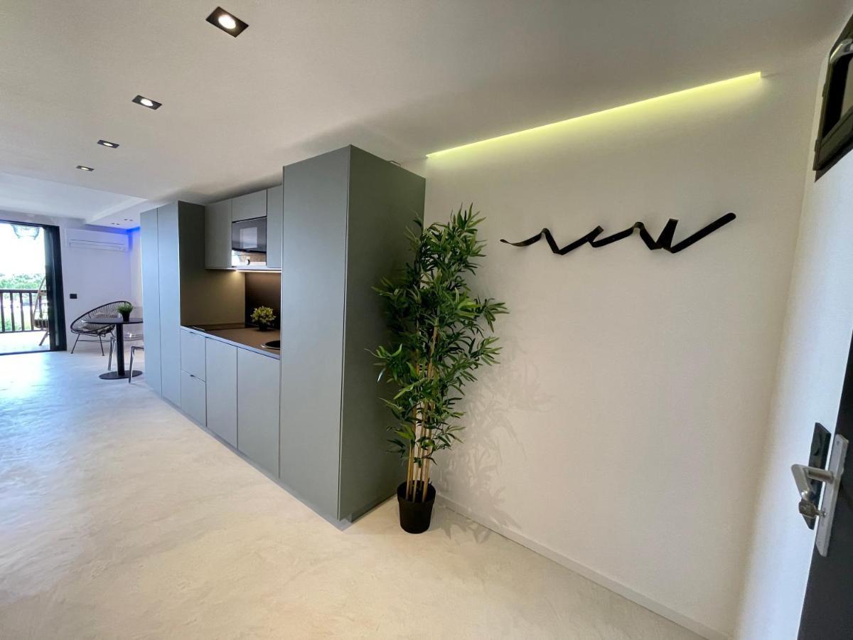 Appartement Neuf Climatise - Vue Mer Saint-Tropez - 50M Plage Et Port - Piscine Гассен Экстерьер фото