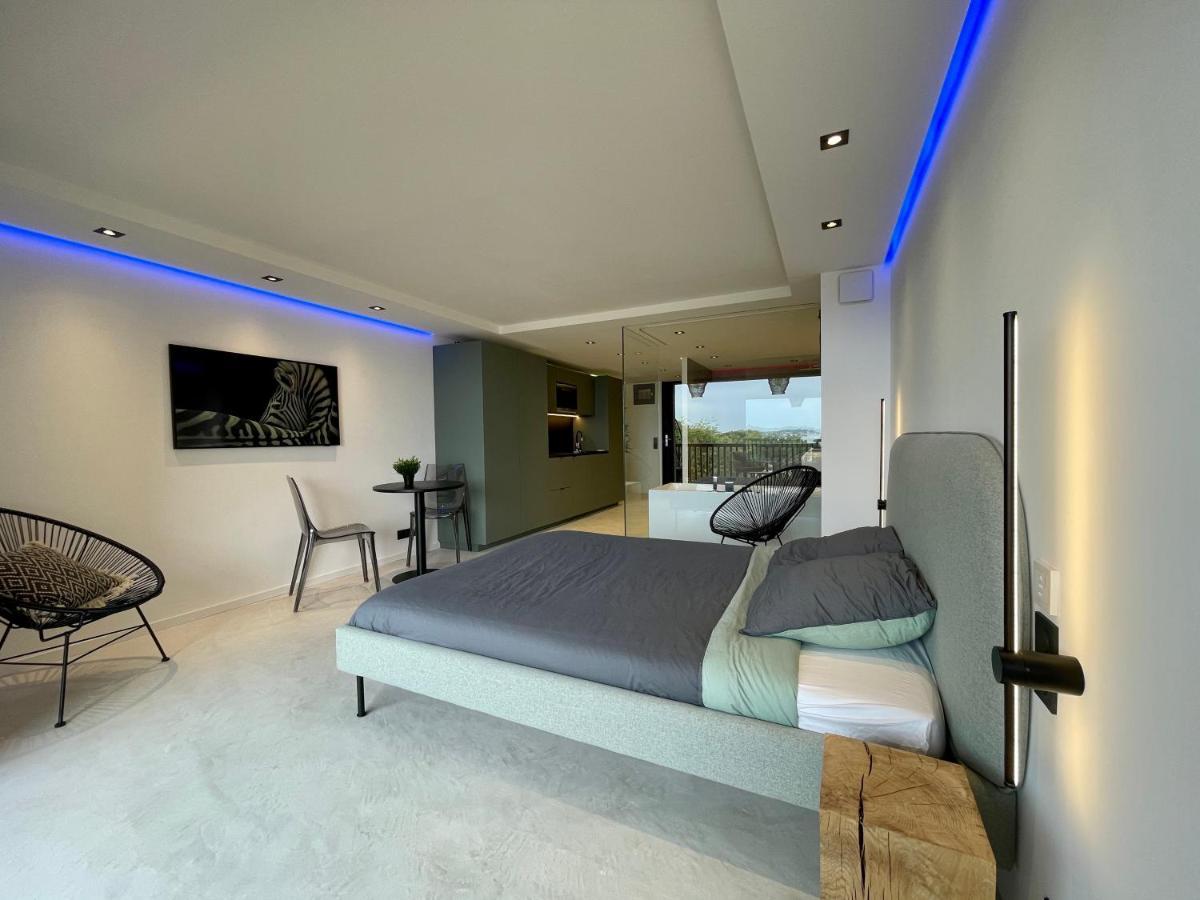 Appartement Neuf Climatise - Vue Mer Saint-Tropez - 50M Plage Et Port - Piscine Гассен Экстерьер фото